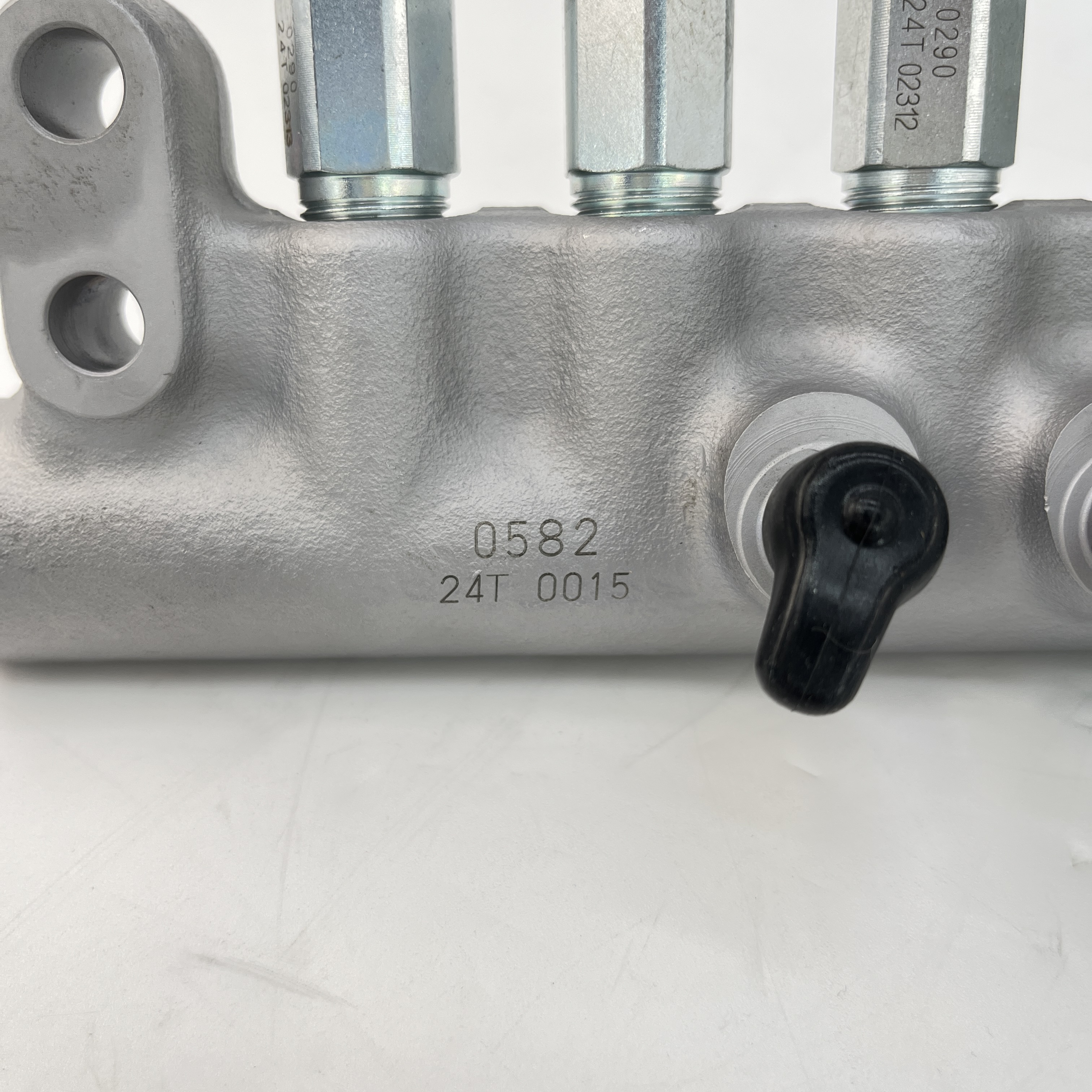 Common Rail Pipe 095440-0582 8-97603121-0