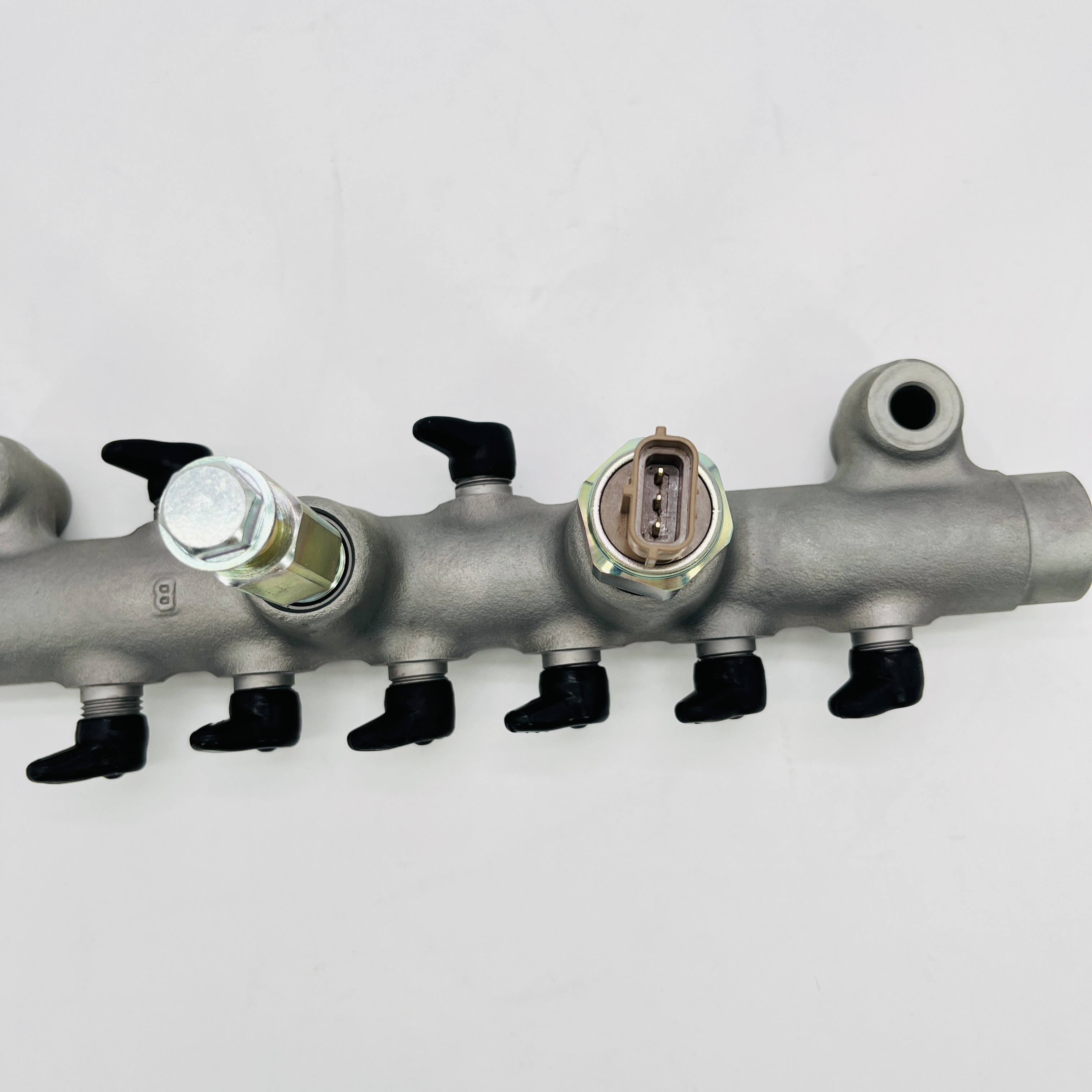 Common Rail Pipe 095600-5681 8-97622718-1