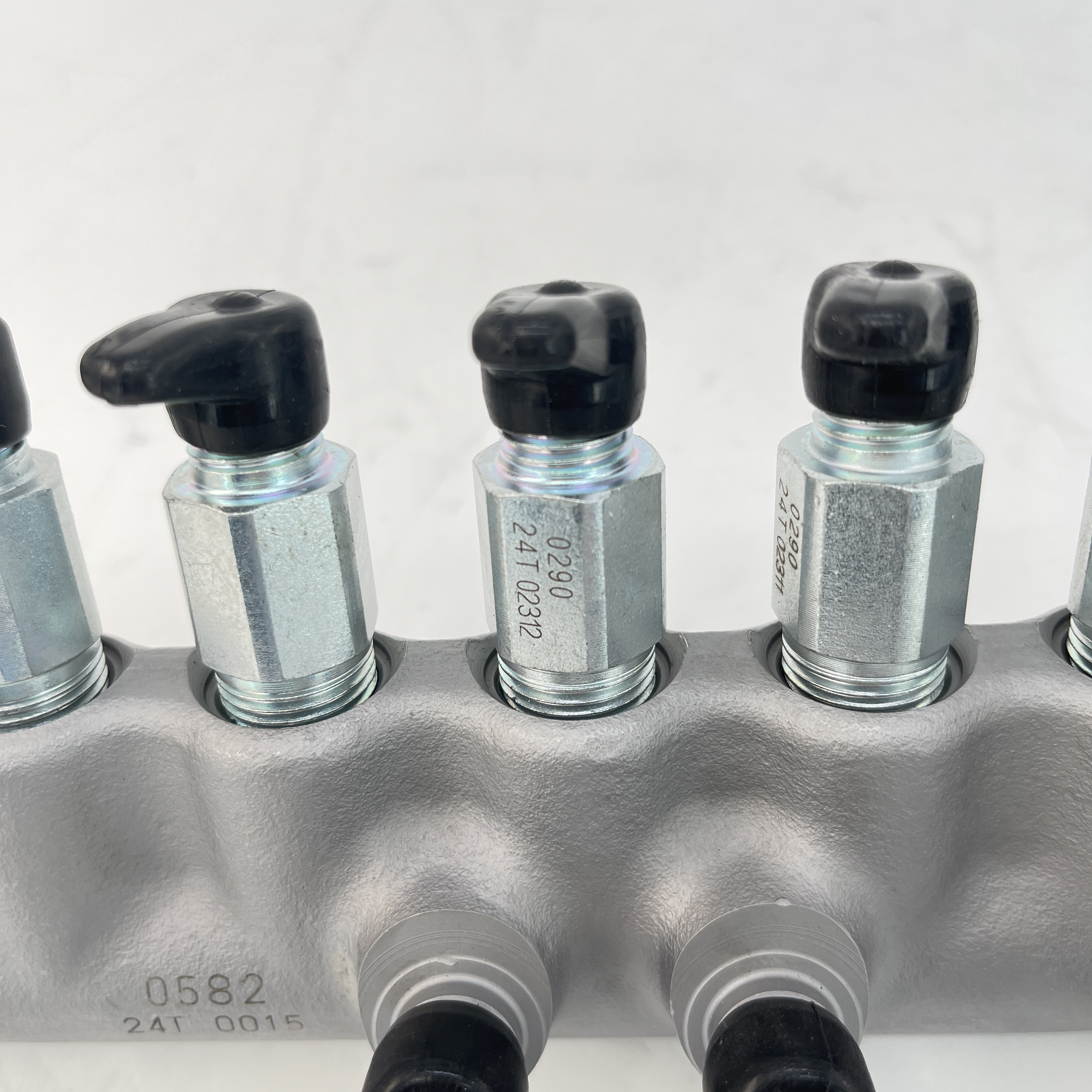 Common Rail Pipe 095440-0582 8-97603121-0