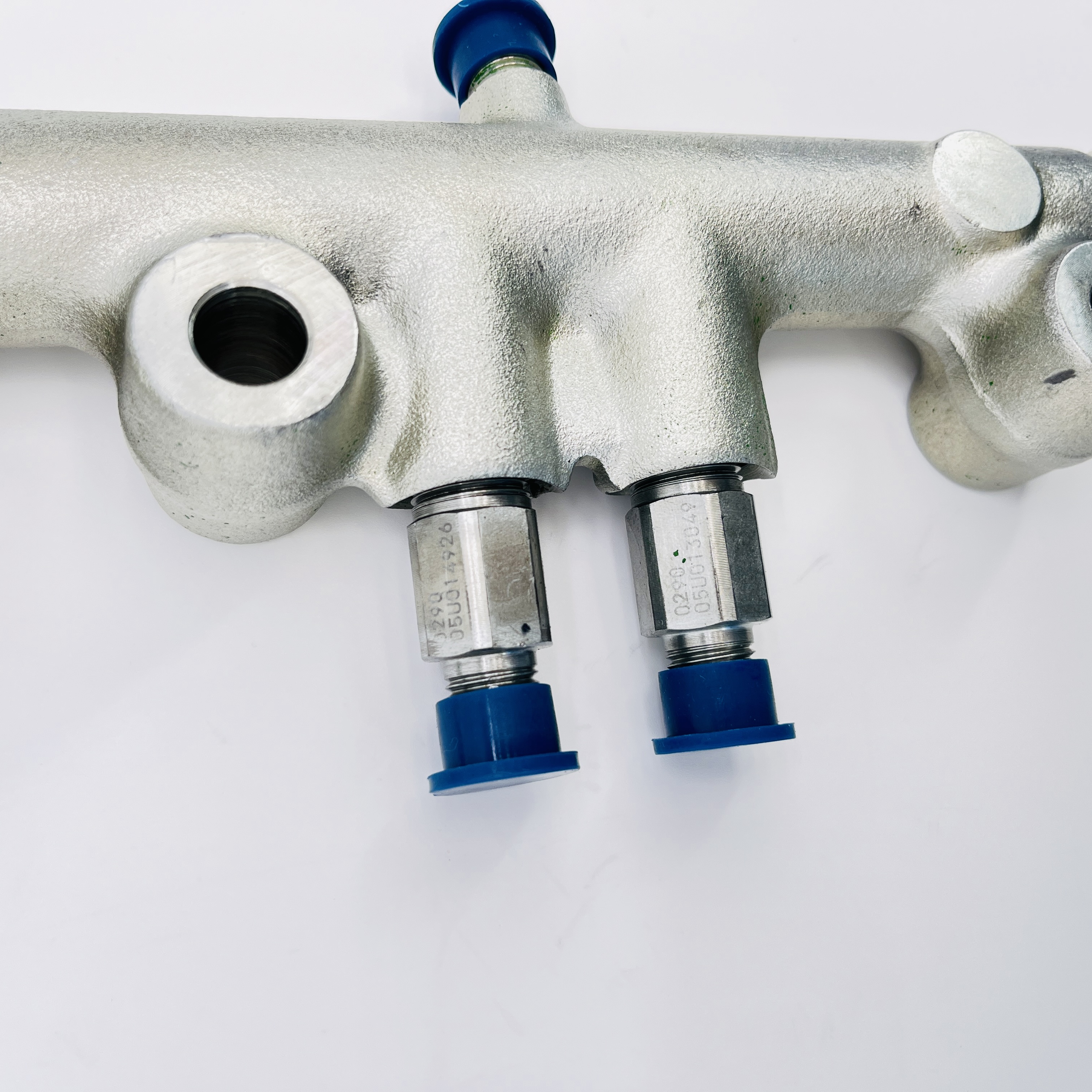 Common Rail Pipe 095440-0851 RE521599 RE507863 RM100412 DZ128611