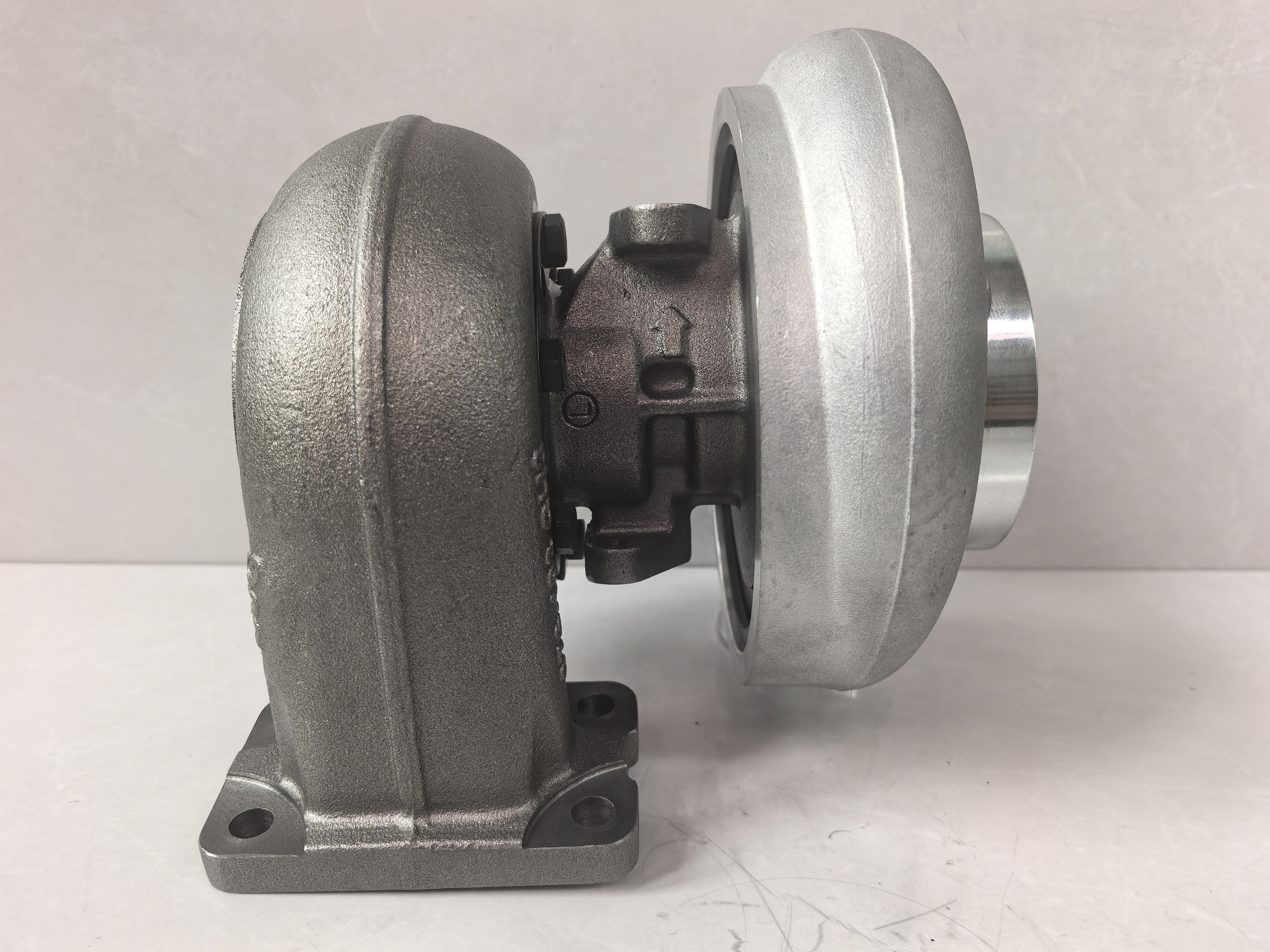 Turbochargers 3593918 51. 09100-7625