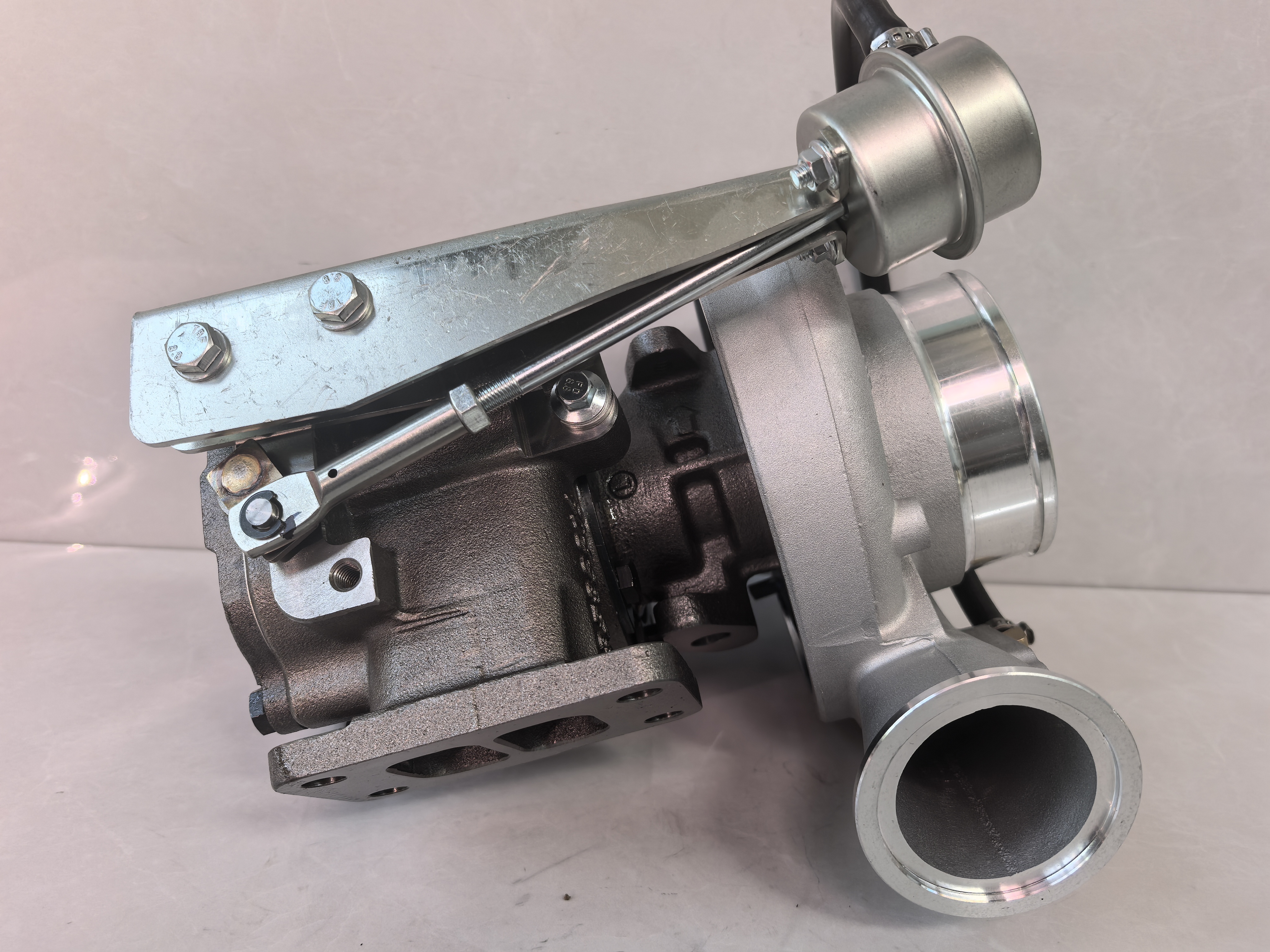 Turbochargers 4047757 4047758