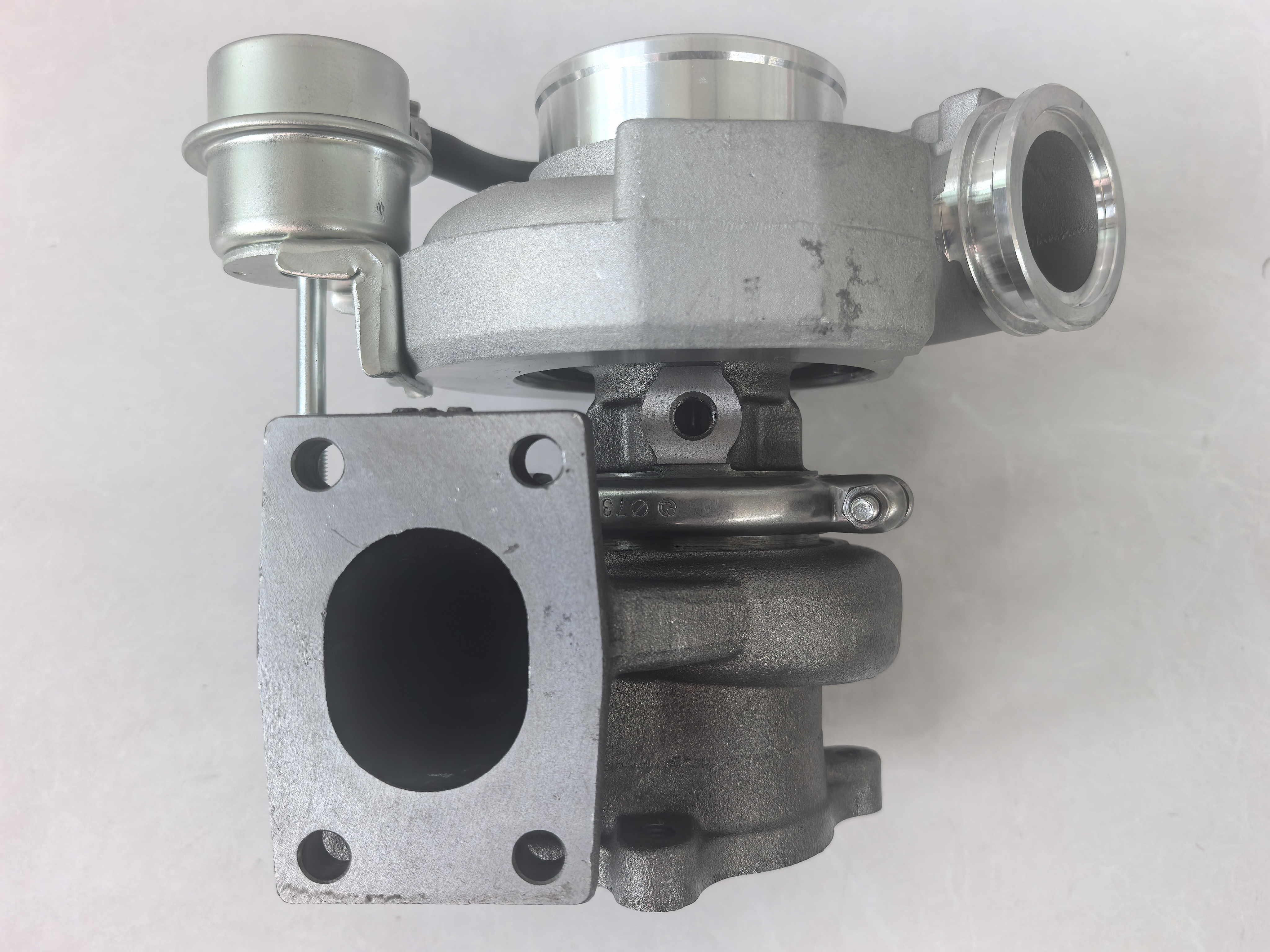 Turbochargers 2835140 D4043282