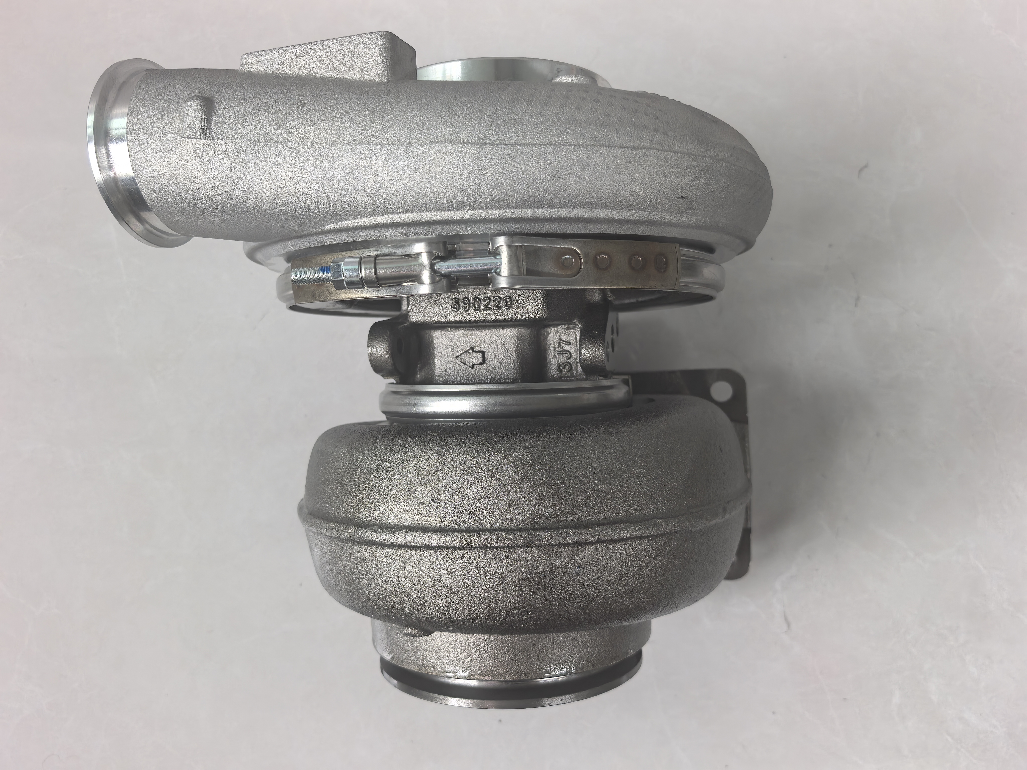 Turbochargers 4043648 504179011