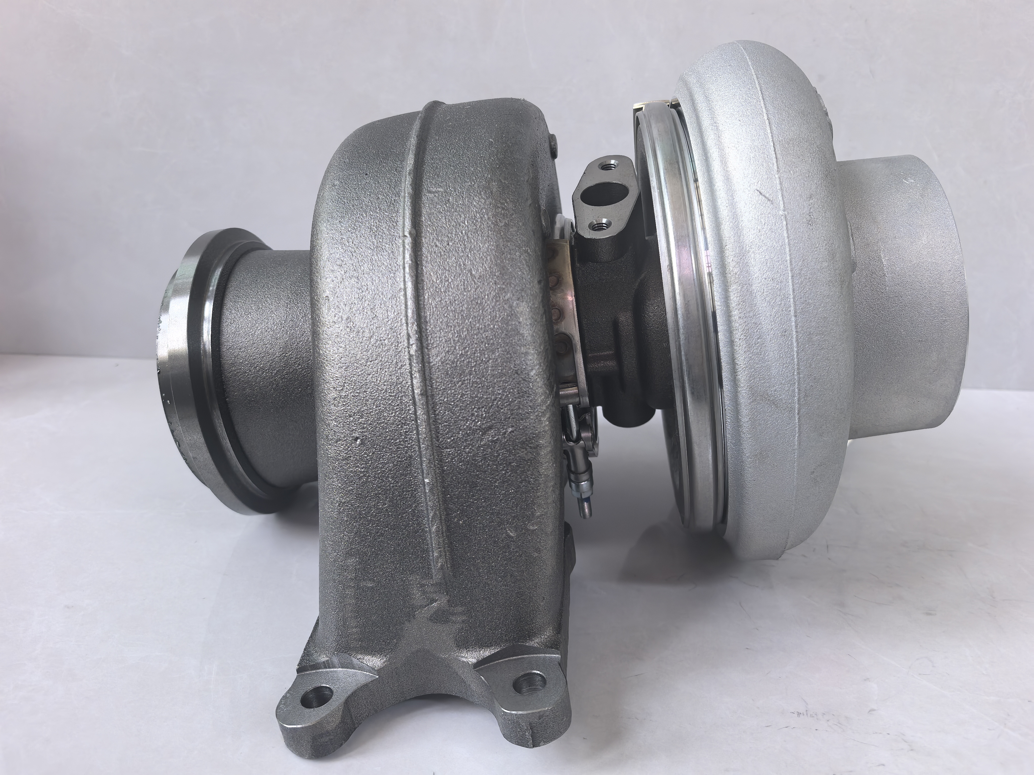 Turbochargers 4036892 4089754
