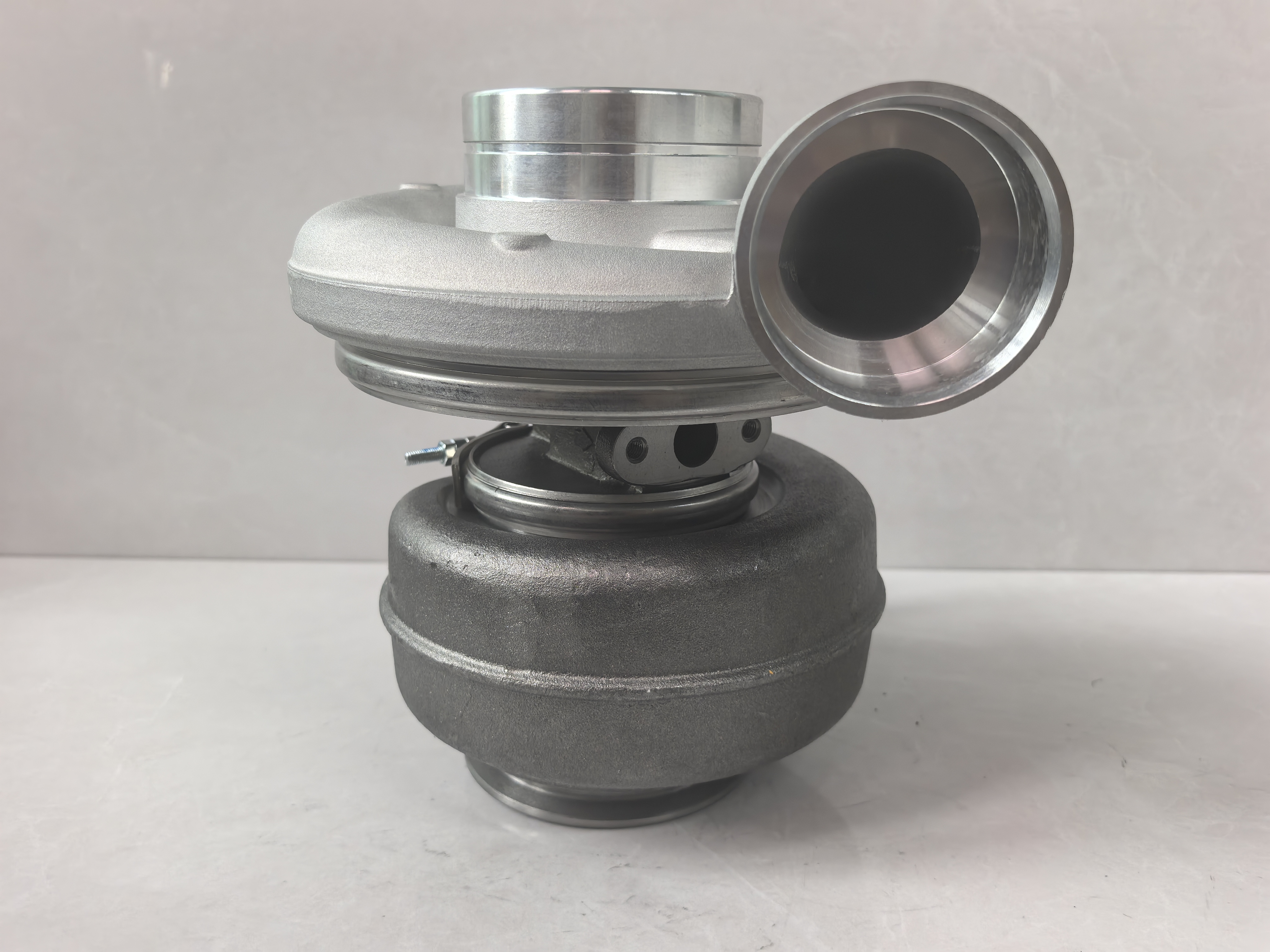 Turbochargers 4049337 3591077