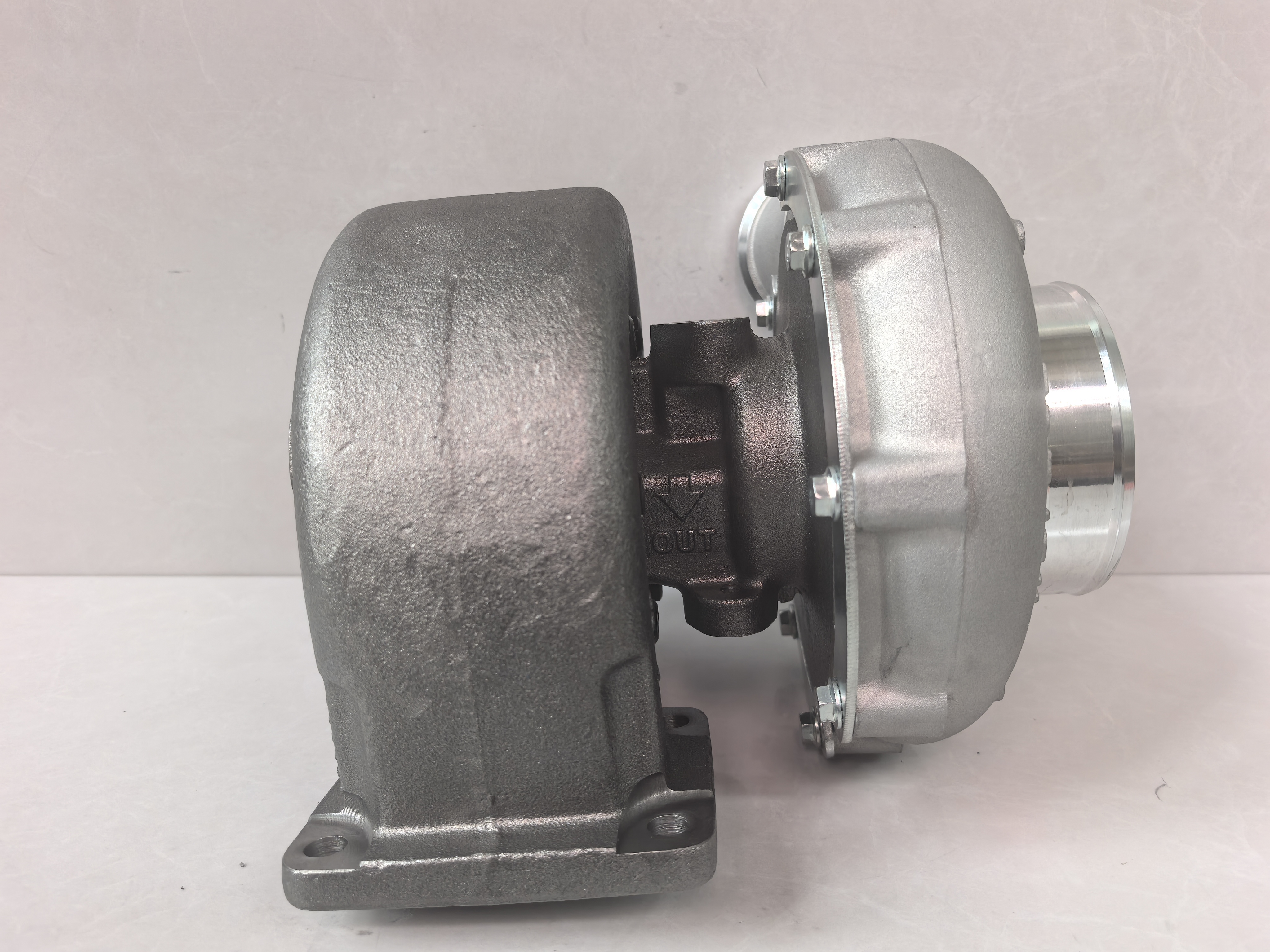 Turbochargers 2836324 4033272