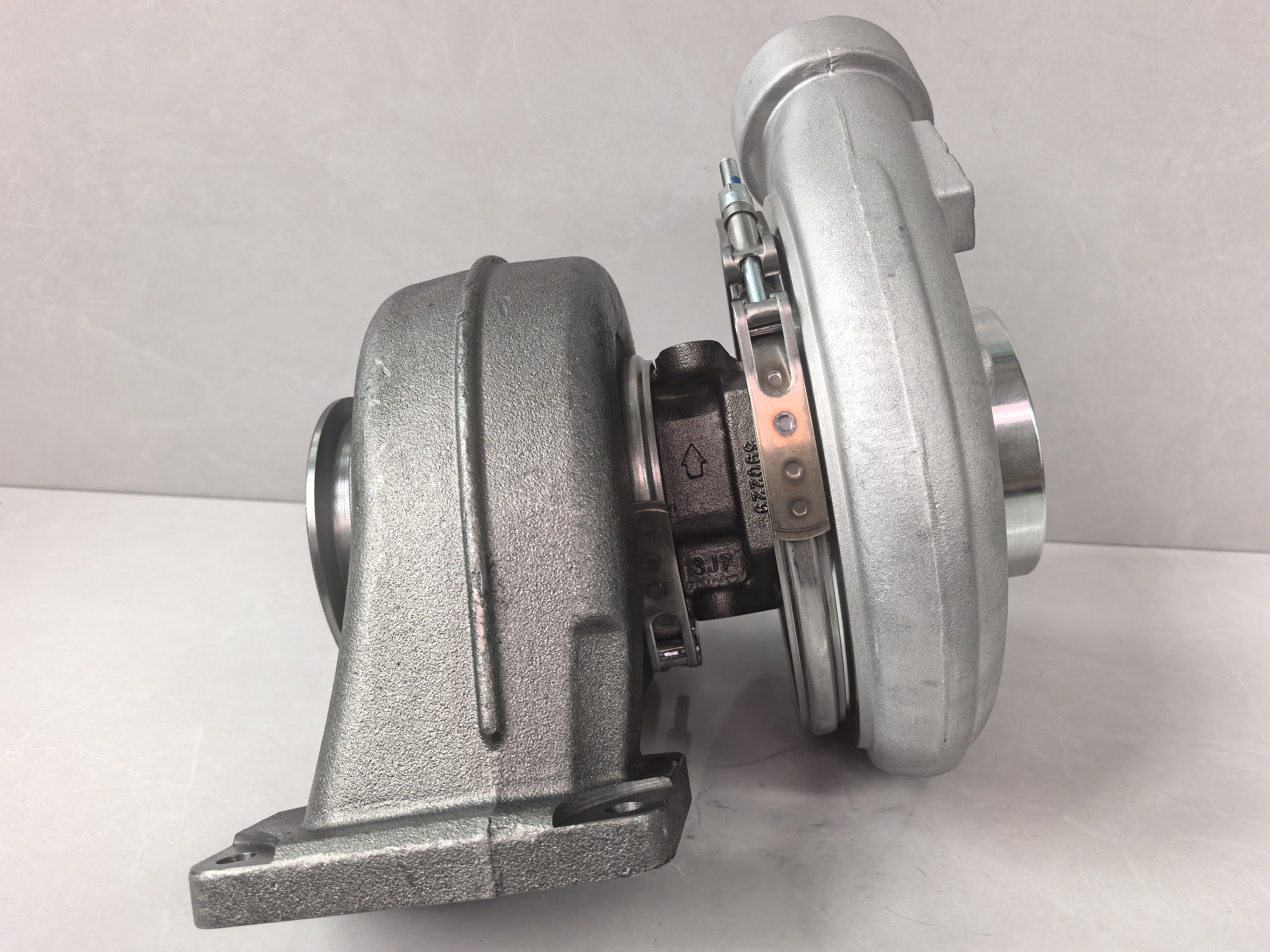 Turbochargers 3591077 3165219