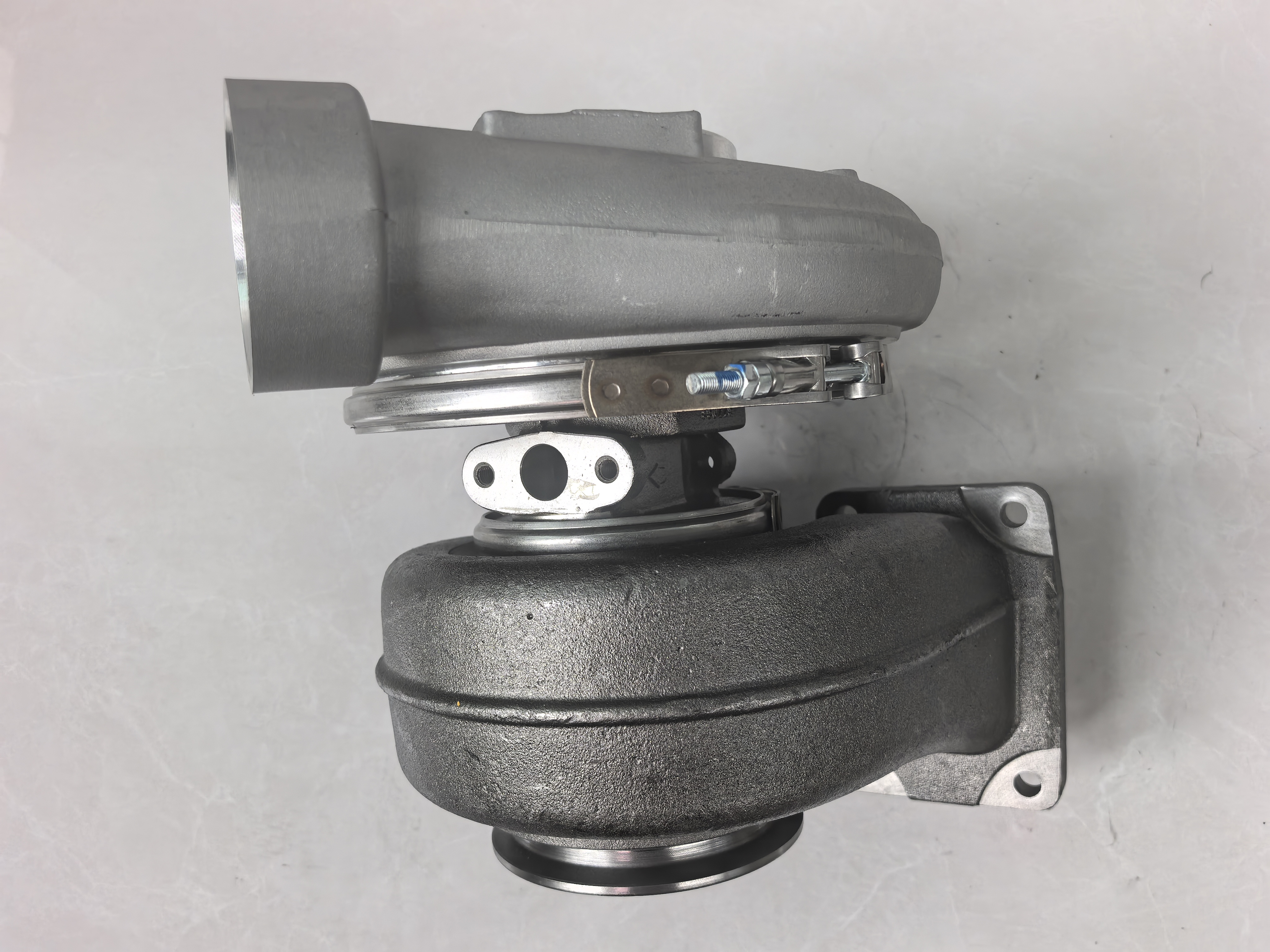 Turbochargers 4049337 3591077