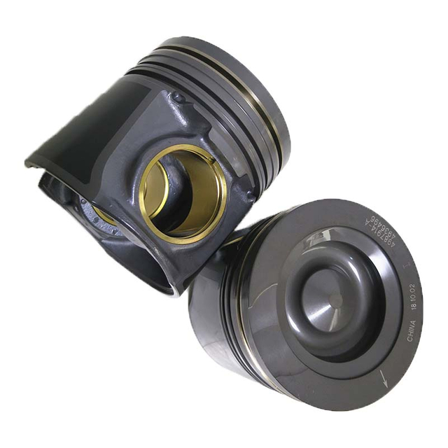 Cummins 6L with bushing 4936496