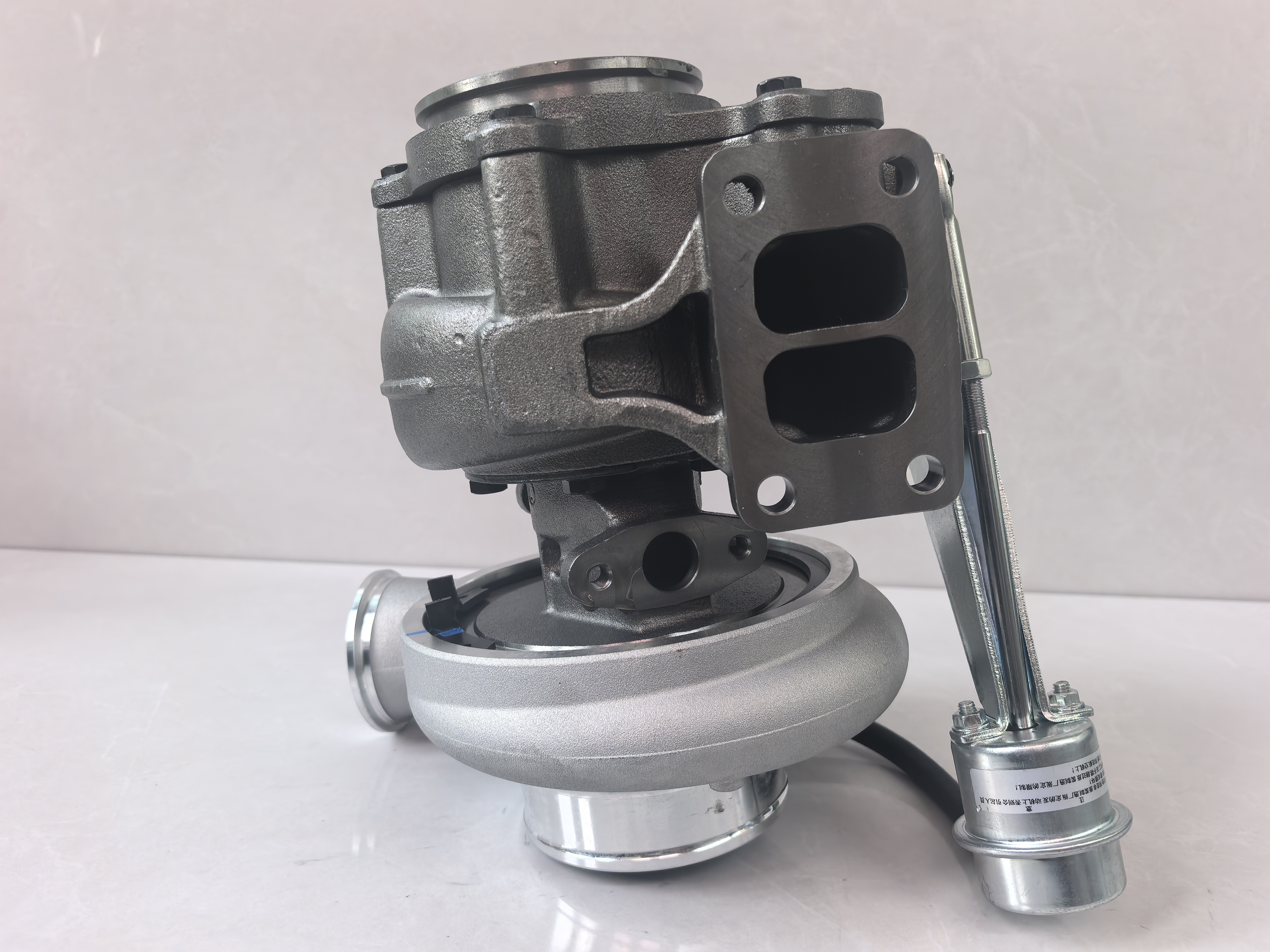 Turbochargers 4045055 4045570