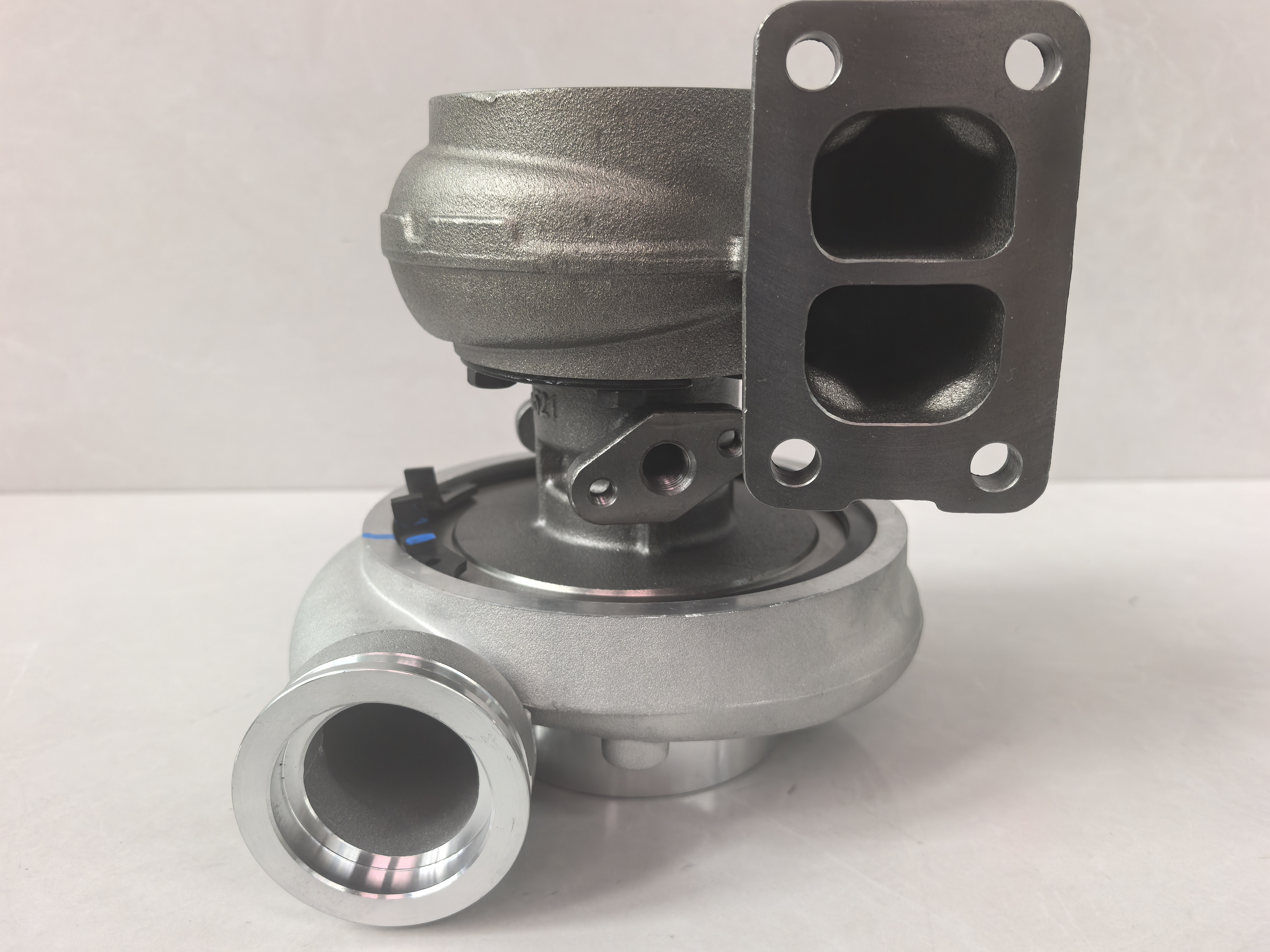 Turbochargers 3593918 51. 09100-7625