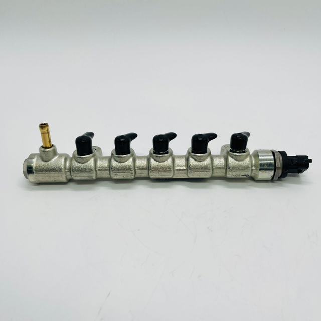 Common Rail Pipe 129C00-57000 0445214271