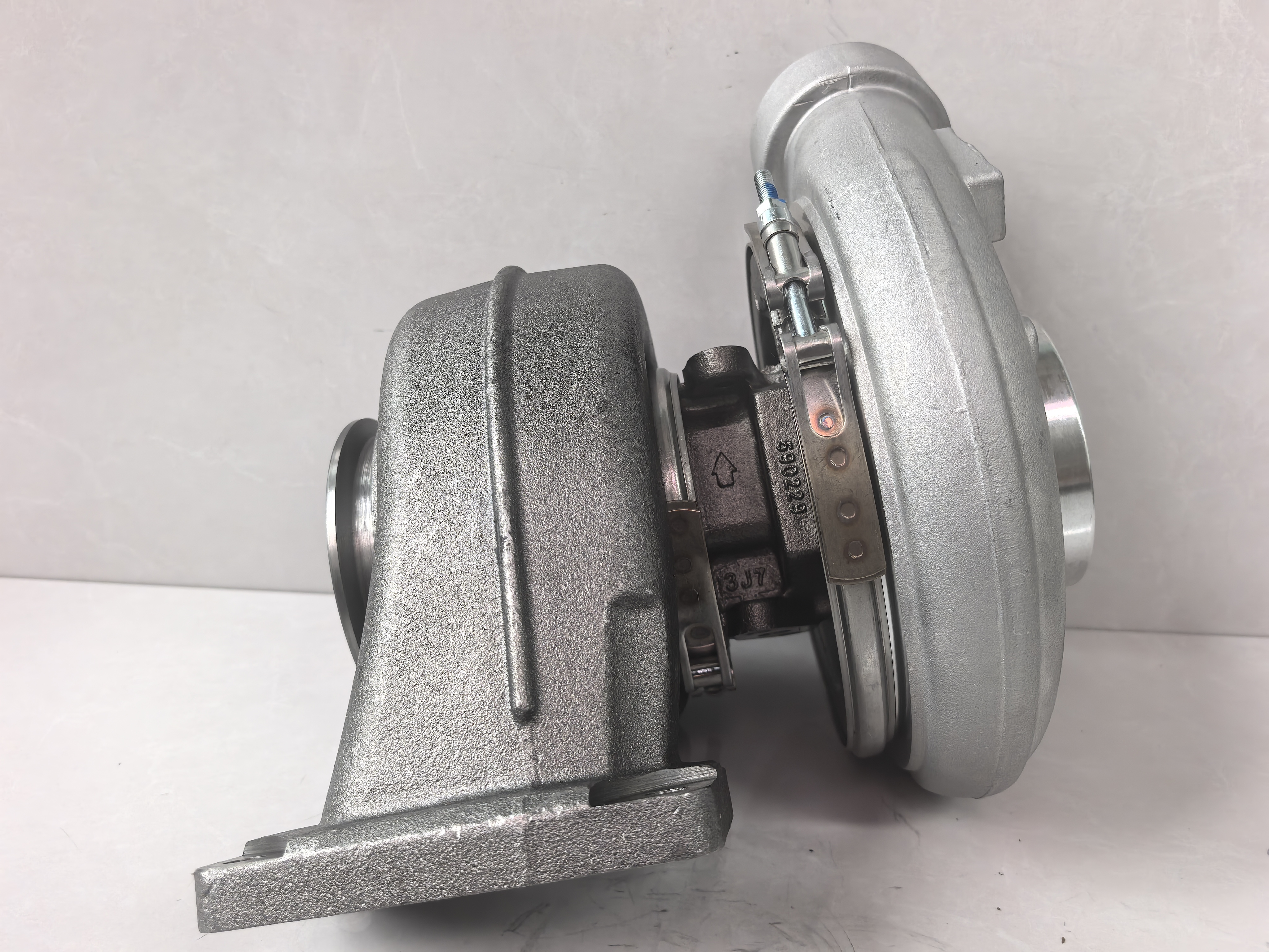 Turbochargers 4049337 3591077