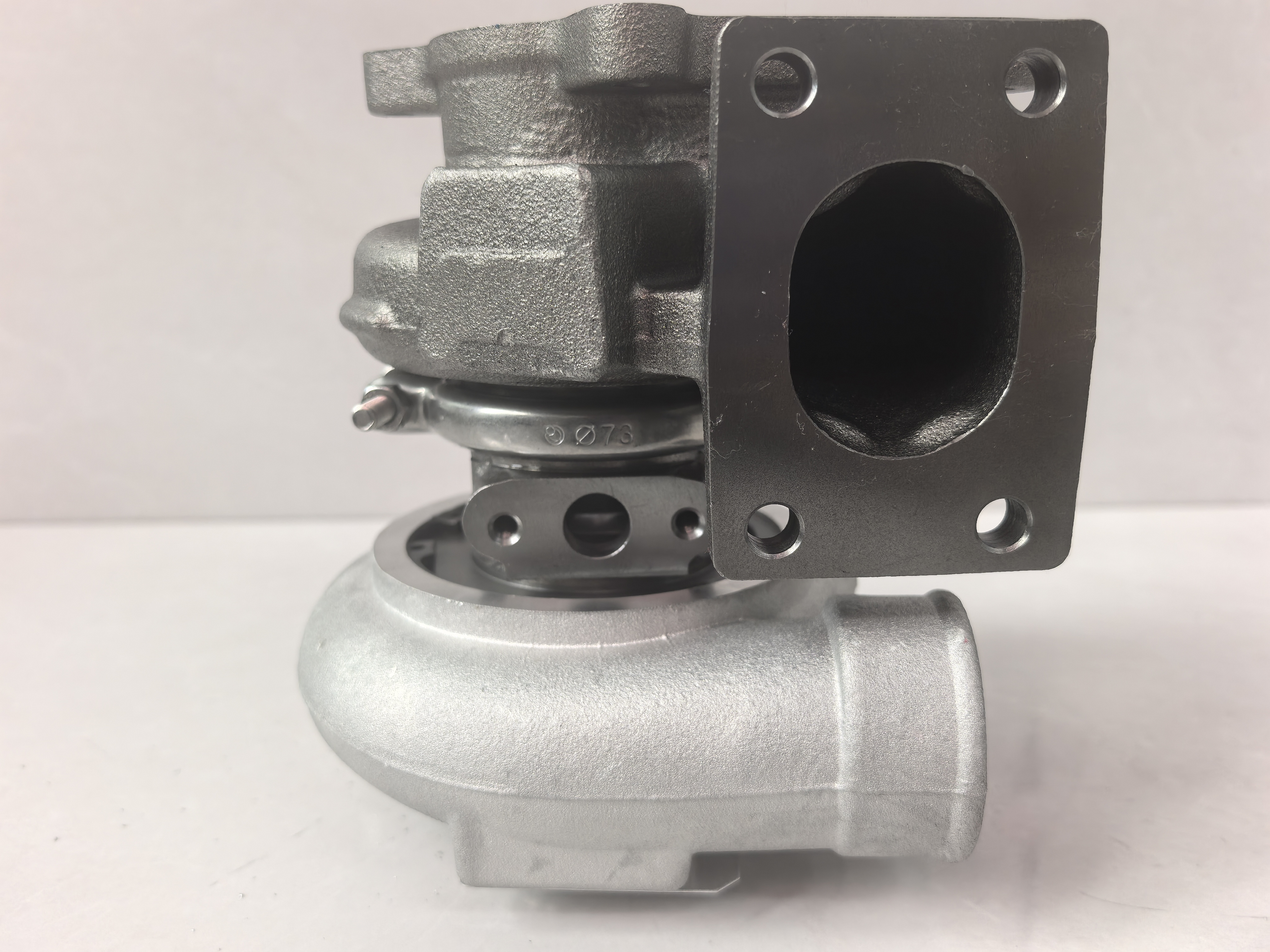 Turbochargers 4042226 504117096